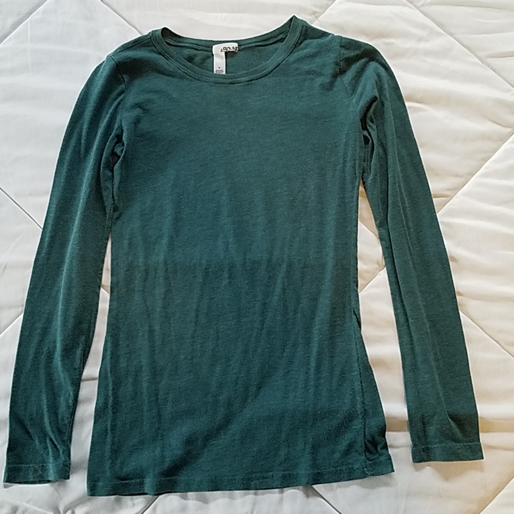 Long sleeve tee